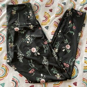 Beyond Yoga & Barre 3 collab high waisted full length leggings